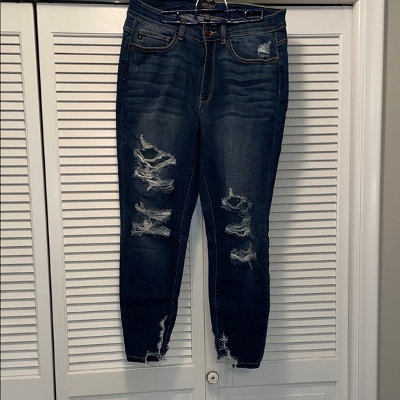 Judy Blue Distressed Dark Wash Skinny Jeans - Picture 1 of 8